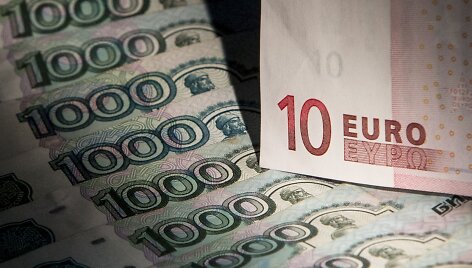 Rusijos rubliai ir 10 eurų