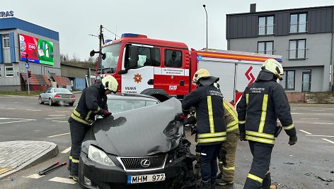 Avarija Liepkalnio ir Dunojaus g. sankryžoje