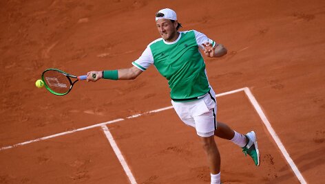 Lucasas Pouille prie&scaron; Julieną Benneteau