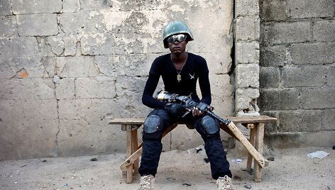 Nuo &bdquo;Boko Haram&ldquo; teroristų ginantys vietiniai Nigerijos kovotojai