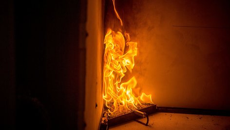 Priešgaisrinės apsaugos ir gelbėjimo departamentas pristatė naujai pastatytų ar atnaujintų pastatų fasado degumo atitikties gaisrinės saugos reikalavimo tyrimus.