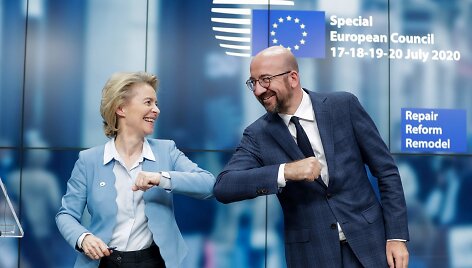  Europos Komisijos prezidentė Ursula von der Leyen ir Europos Vadovų Tarybos prezidentas Charlesas Michelis