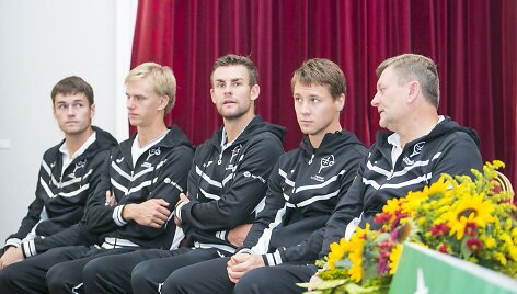 Daviso taurė: burtų traukimo ceremonija