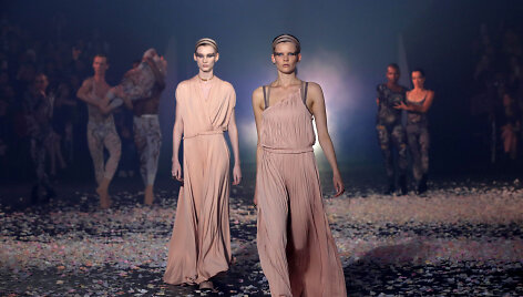 &bdquo;Christian Dior&ldquo; 2019 m. pavasario ir vasaros kolekcijos modeliai