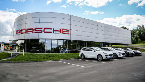 &bdquo;Porsche&ldquo; salonas Vilniuje