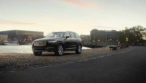  „Volvo XC90 Inscription“ 