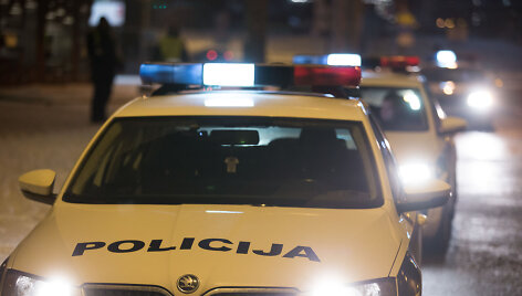 Naktinis policijos reidas