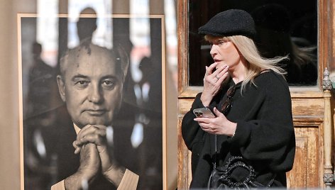 Ala Pugačiova ir veliono Michailo Gorbačiovo nuotrauka