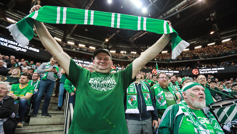 &bdquo;Green White Boys&ldquo; tribūna