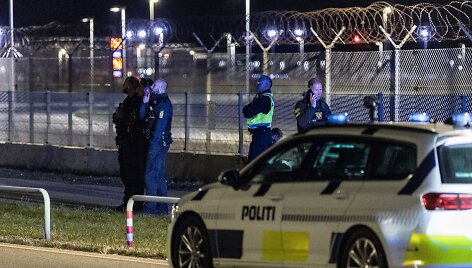 Policija prie Kopenhagos oro uosto /  / AP