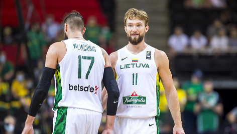 Jonas Valančiūnas ir Domantas Sabonis