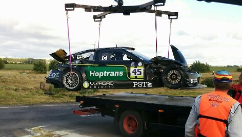&bdquo;BMW M4 Silhouette&ldquo; (&bdquo;Hoptrans-Club Port by Jr Motorsport&ldquo;) avarija