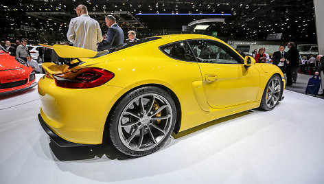 „Porsche Cayman GT4“