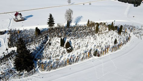 Kryžių kalnas žiemą