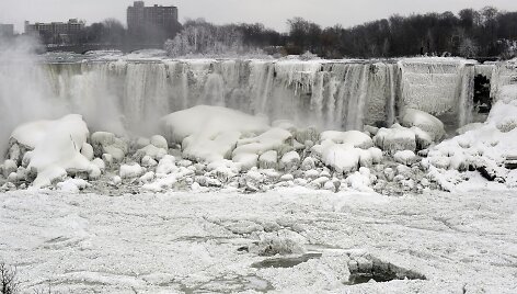 Už&scaron;alęs Niagaros krioklys