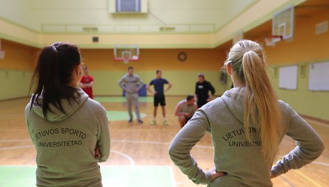 Baigę Fizinio ugdymo ir sporto studijų programą studentai įgis dvigubą kvalifikacinį laipsnį – taps pedagogikos ir sporto bakalaurais.  LSU nuotr.