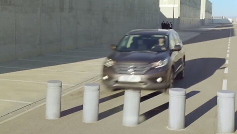 &bdquo;Honda&ldquo; reklamos akimirka
