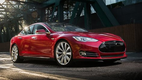 „Tesla Model S“