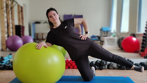 Aistė Kala&scaron;nikovaitė kalba apie kineziterapijos naudą