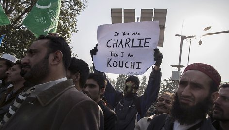 Pakistane protestas dėl Prancūzijos savaitraščio „Charlie Hebdo“ spausdinamų musulmonus įžeidžiančių karikatūrų.