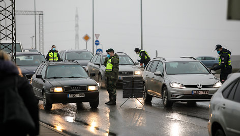 Policijos patikros punktas Kaune