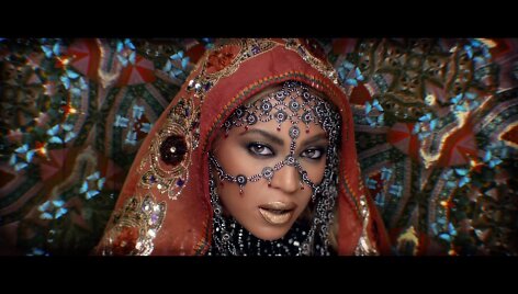 Beyonce vaizdo klipe &bdquo;Hymn for the Weekend&ldquo; 