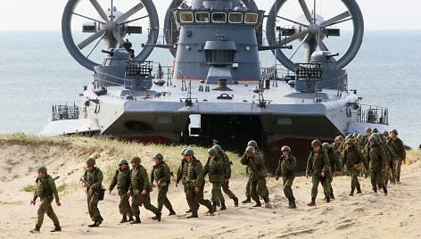 Rusijos kariškiai ir karinė technika Kaliningrado srityje