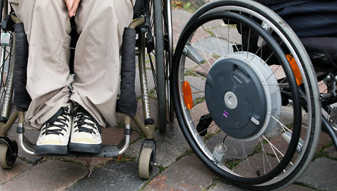 Valdžia žada pagerinti prekių ir paslaugų prieinamumą neįgaliesiems