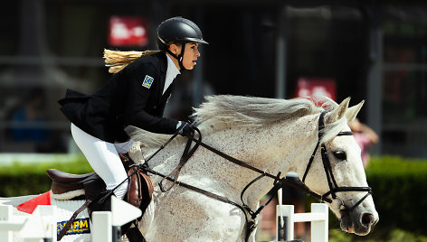 Laura Asadauskaitė-Zadneprovskienė