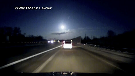 Meteoras, nu&scaron;vietęs dangų vir&scaron; Mičigano