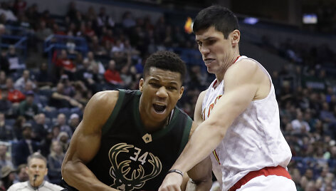  Giannis Antetokounmpo