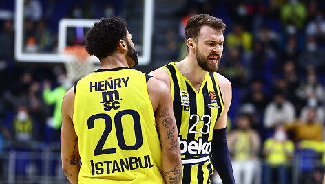 Triumfuojantys Stambulo &bdquo;Fenerbahče&ldquo; krep&scaron;ininkai 