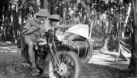 Halina ir Stanisławas Bujakowskiai Azijos džiunglėse