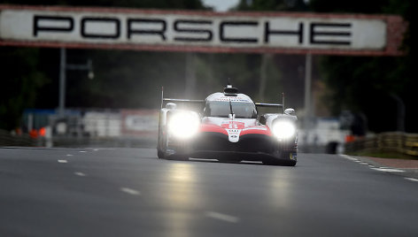 Le Mano 24 val. ištvermės lenktynės, Fernando Alonso ir „Toyota TS050 Hybrid“