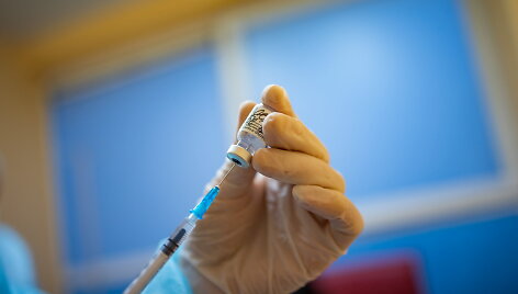 Vilniaus miesto klinikinės ligoninės medikų vakcinacija nuo COVID-19
