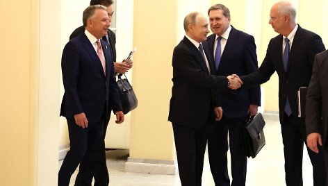 Steve'as Witkoffas su V. Putinu / Vyacheslav Prokofyev/Kremlin Poo / ZUMAPRESS.com