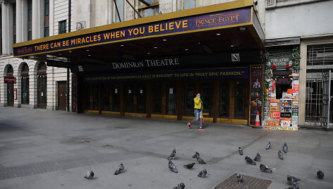 &bdquo;Dominion Theatre&ldquo;, Londonas, gegužės 15 diena