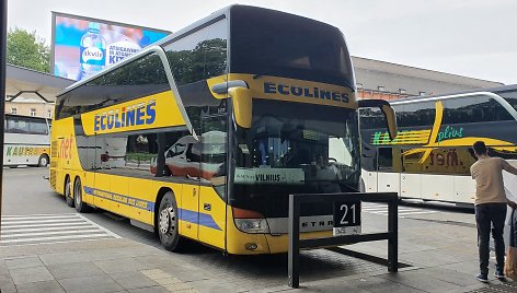 Kompanijos „Ecolines“ autobusas Kaune