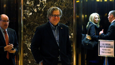 Steve'as Bannonas