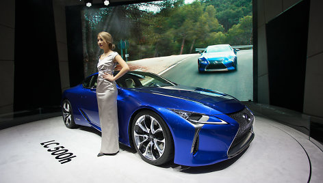 „Lexus LC500h“