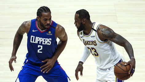 Kawhi Leonardas ir LeBronas Jamesas