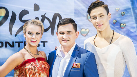 Valdas Lacko su &scaron;okėjais
