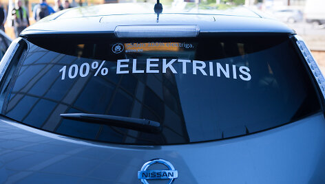 Elektromobilių lenktynių startas