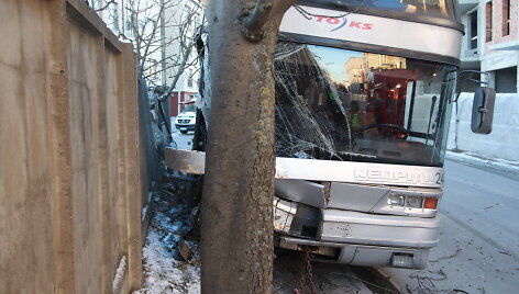 Autobuso avarija ties Mindaugo ir Punsko gatvių sankryža, Vilniuje