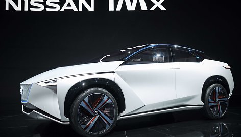 „Nissan“ pristatė elektrinio visureigio „IMx“ viziją