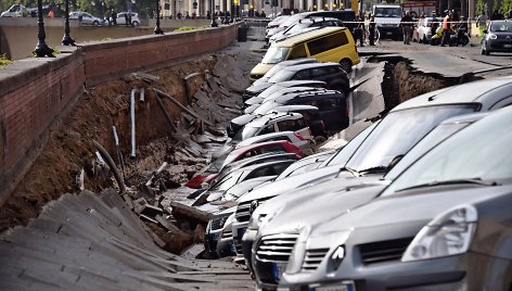 Florencijos centre įgriuvo gatvė prie garsiojo Senojo tilto