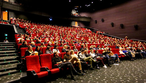 Vilniaus kino teatre pradedamos rodyti Kanų liūtų reklamos 