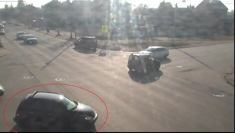 Pėsčiąjį partrenkęs automobilis