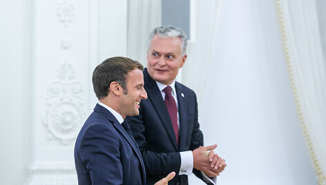 Emmanuelis Macronas ir Gitanas Nausėda