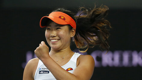 Marija &Scaron;arapova prie&scaron; Nao Hibino